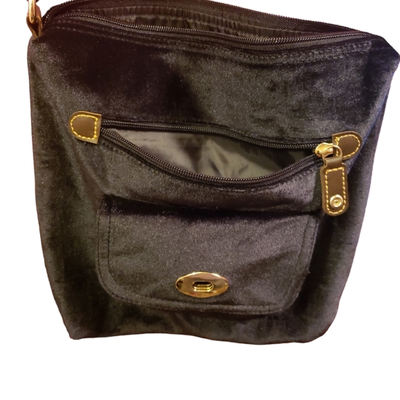 Black Velvet Cross Body Hand Bag - Picture 4 of 5